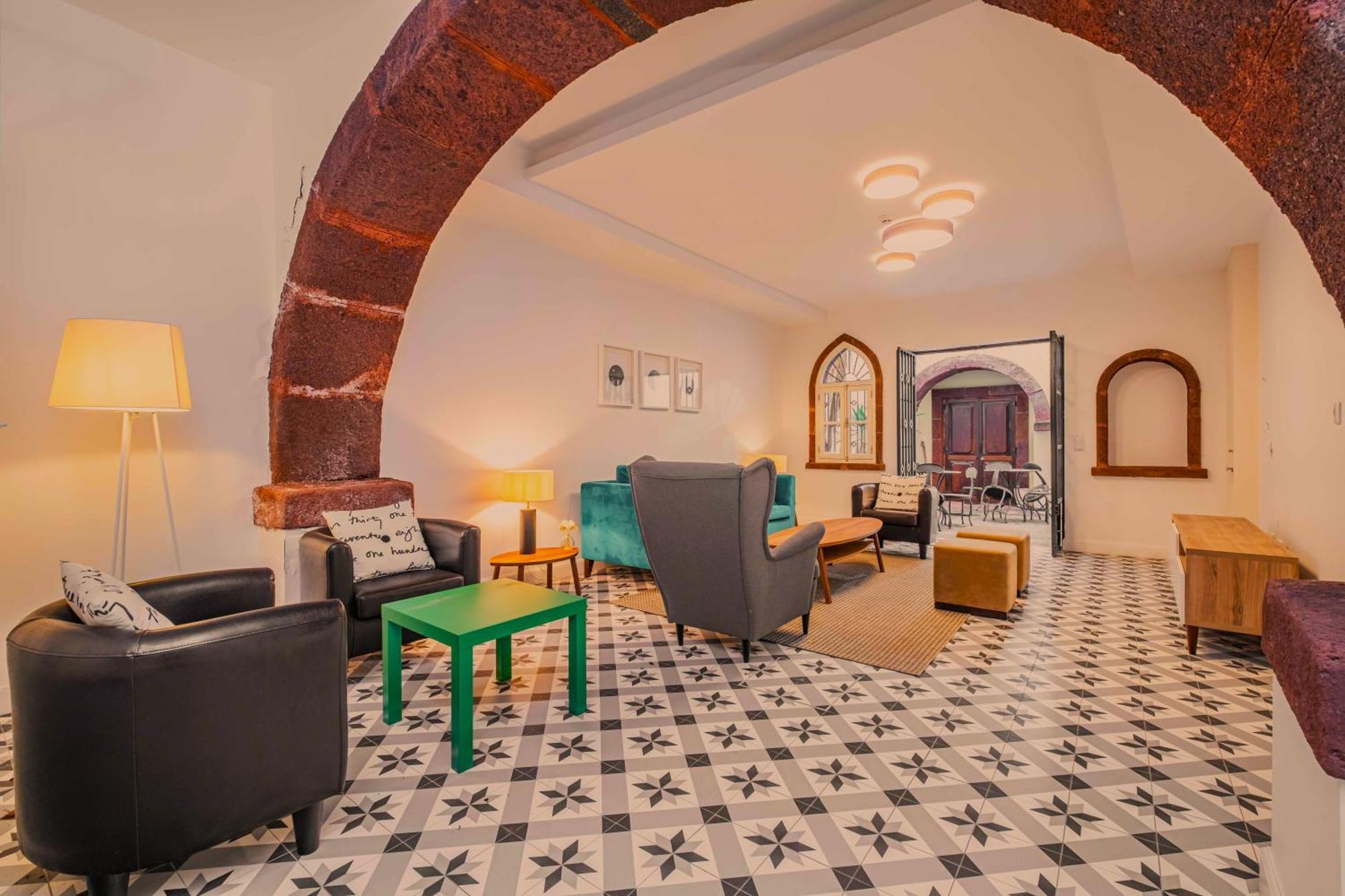 Studios Funchal Buitenkant foto